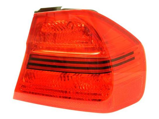 BMW Tail Light Assembly - Passenger Side Outer 63217161956 - Magneti Marelli LUS7111